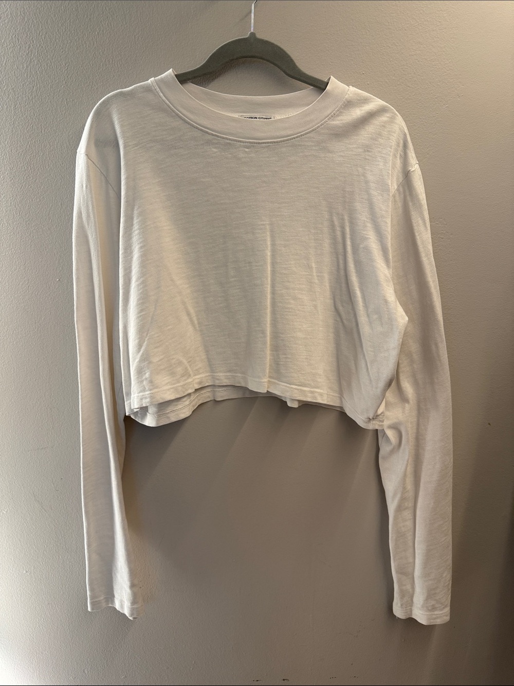 Cotton Tokyo Citizen White Cropped Long-Sleeve Crewneck